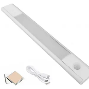 Kompaktní LED svítidlo s 18 LED diodami - studená bílá