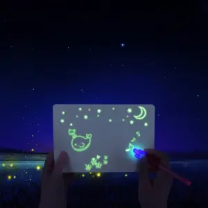 Kreslící tabulka A4 - s LED perem, střední